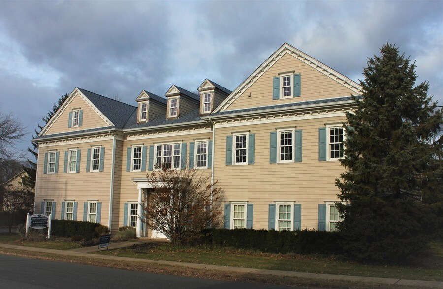 More Photos Of 51 Grove St, Chester Office For Lease