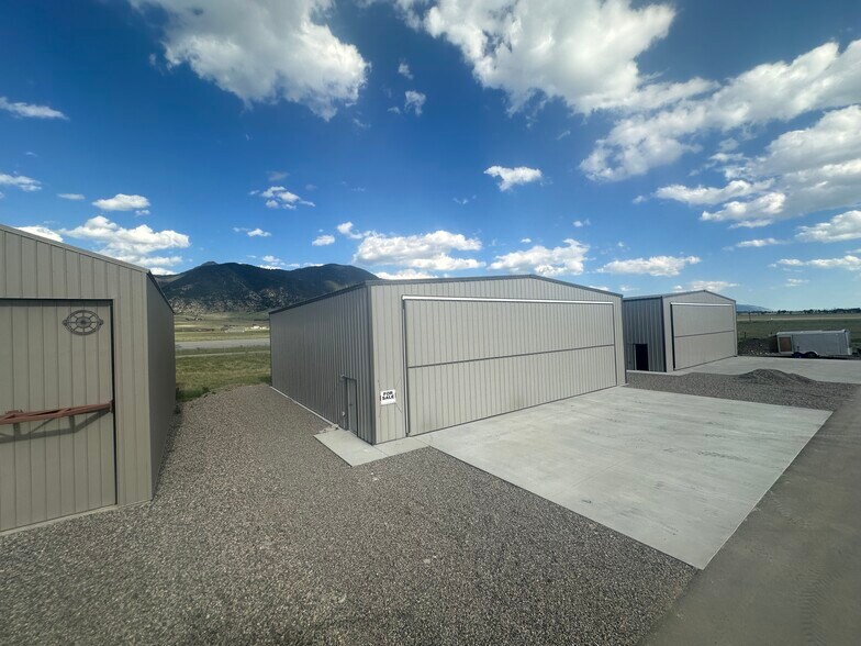 More Photos Of 34 Charlie Taxi Wy Way, Ennis Airplane Hangar For Sale