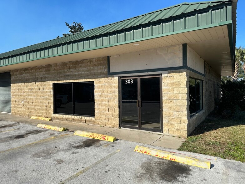 More Photos Of 1706 N Magnolia Ave, Ocala Storefront For Sale