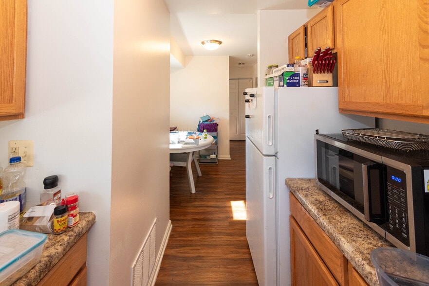More Photos Of 1214 Walker Ave, Baltimore Apartments For Sale