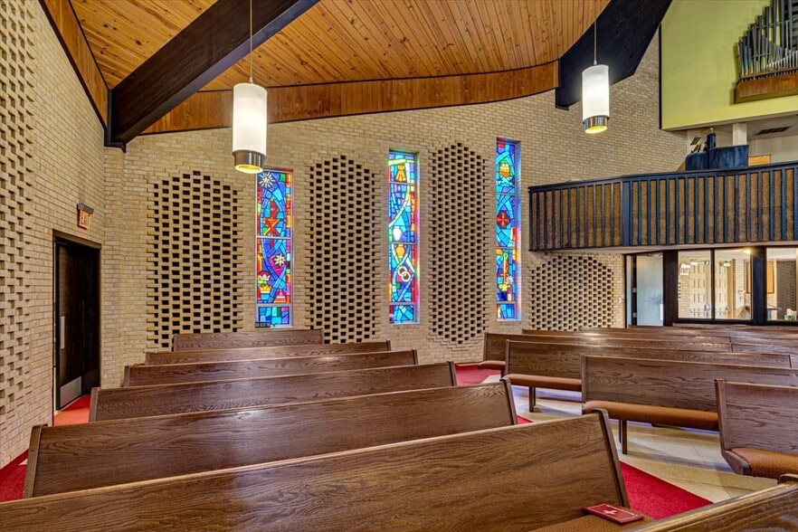 More Photos Of 17200 E 39th St S, Independence Religious Facility For Sale