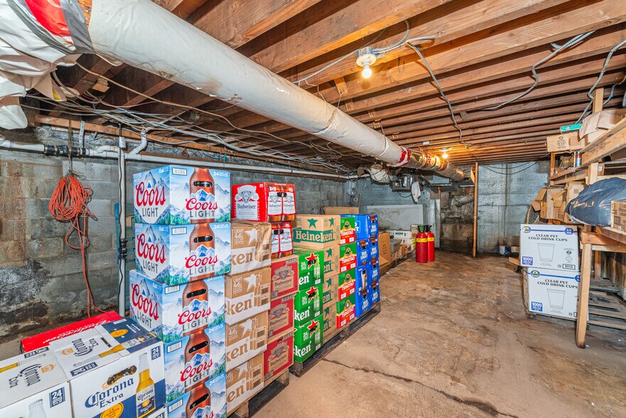 More Photos Of 768 Stuyvesant Ave, Lyndhurst General Retail For Sale