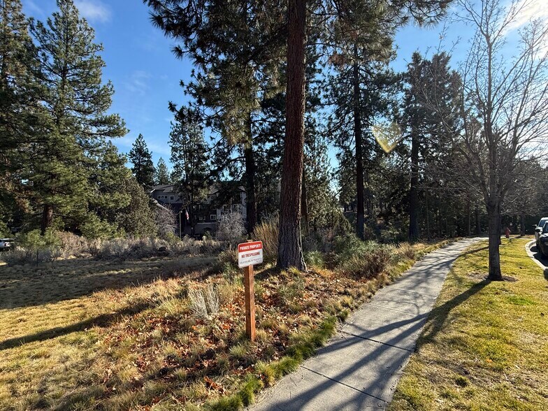 More Photos Of 960 Yates dr, Bend Land For Sale