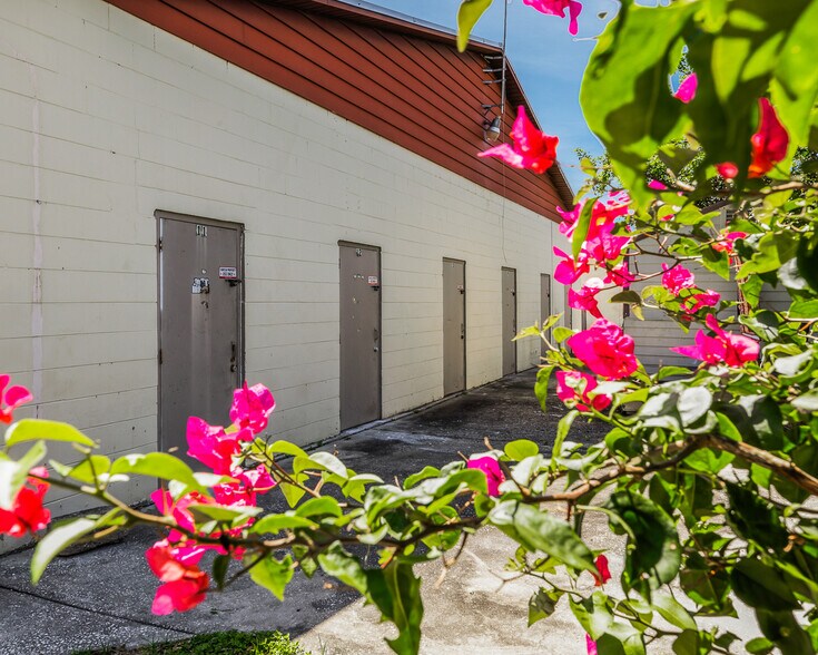 More Photos Of 3545 Recker Hwy, Winter Haven Warehouse For Sale