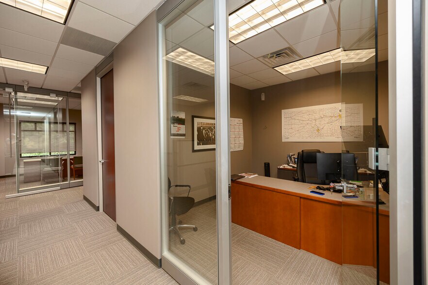 More Photos Of 13203 W 21st Ct N, Wichita Office For Sale