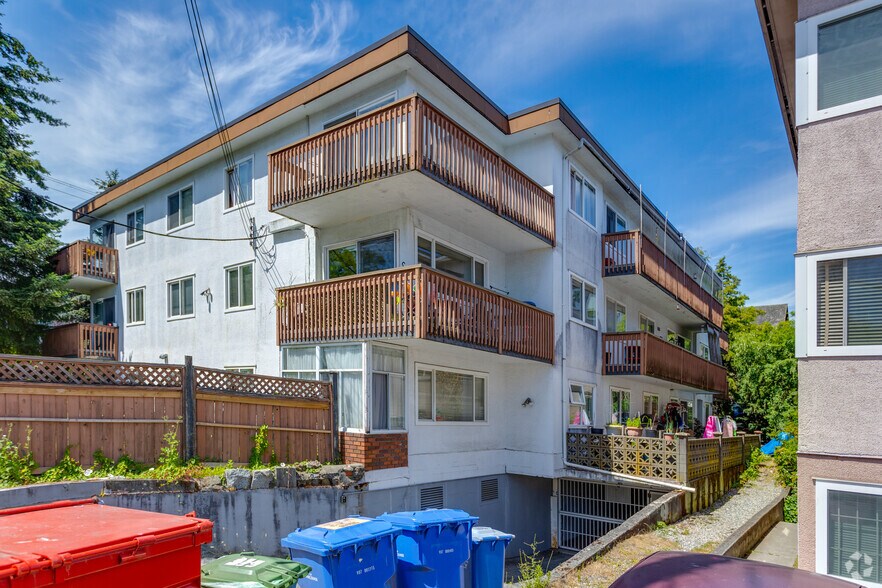 More Photos Of 8710 Hudson St, Vancouver Apartments For Sale