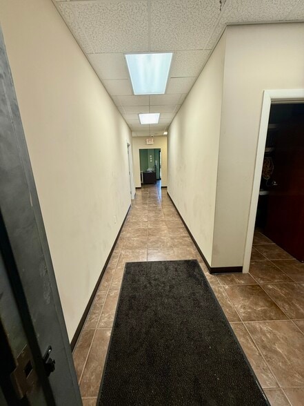 More Photos Of 12760 Lorraine Rd, Biloxi General Retail For Lease