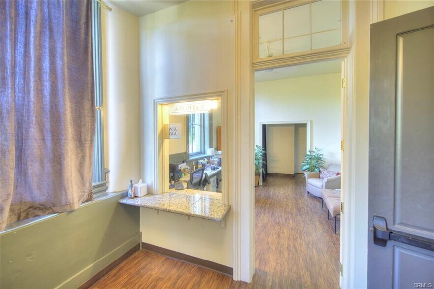 More Photos Of 105 Broadway St, Chico General Retail For Sale