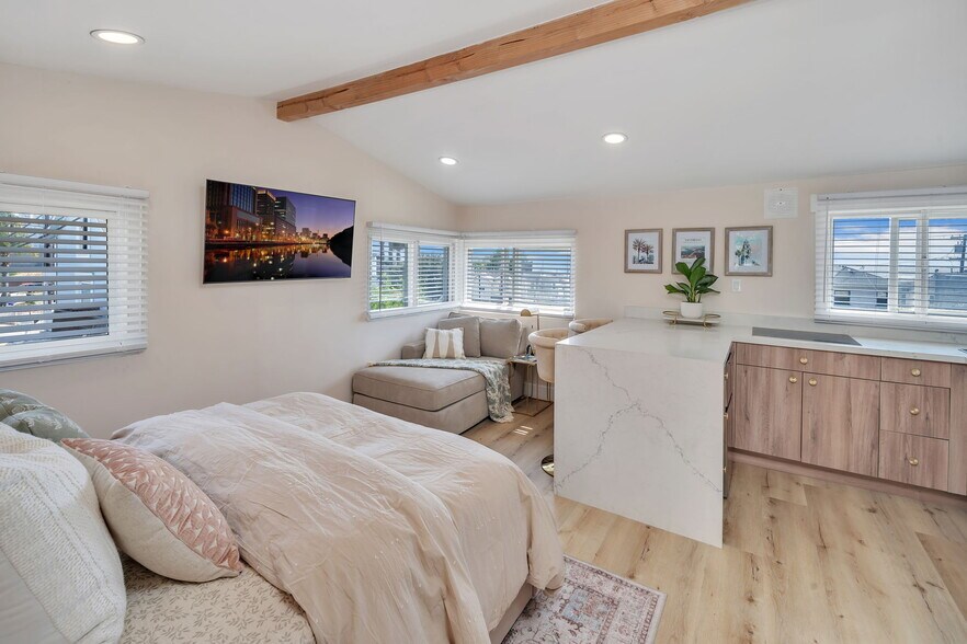 More Photos Of 418 W Ivy St, San Diego Apartments For Sale