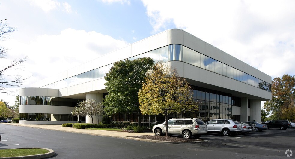 More Photos Of 6150 Parkland Blvd, Mayfield Heights Unknown For Lease