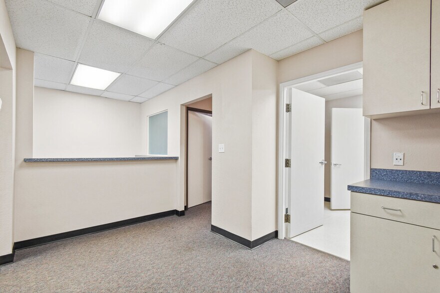 More Photos Of 256 Landis Ave, Chula Vista Medical For Lease