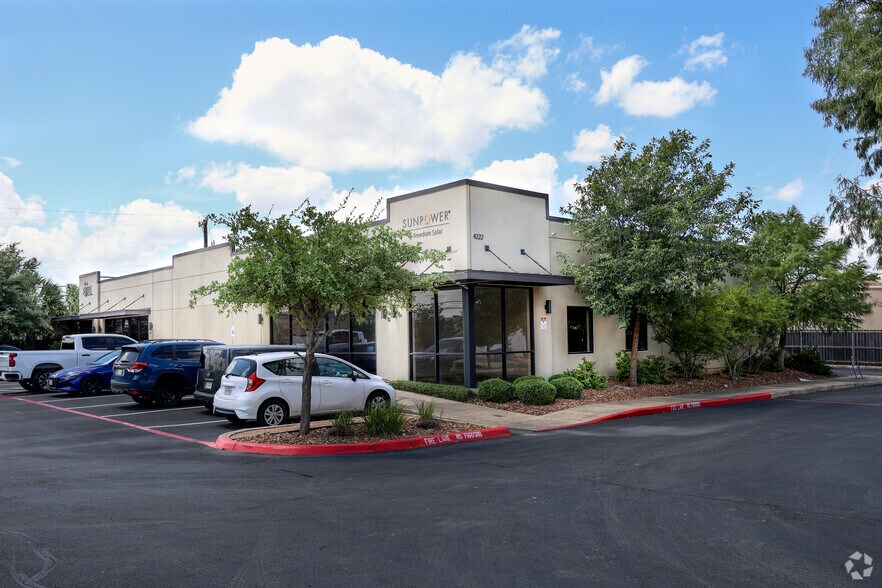 Primary Photo Of 4222 Gatecrest, San Antonio Light Distribution For Lease