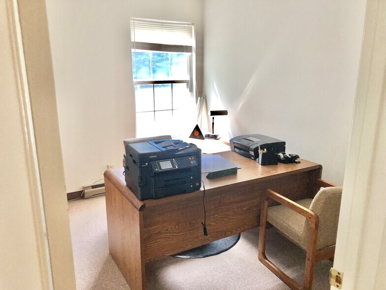 More Photos Of 219 Kent Rd, New Milford Office For Lease