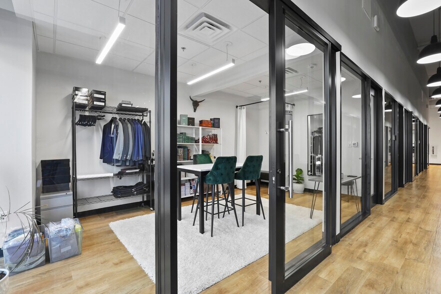 More Photos Of 5301 Alpha Rd, Dallas Coworking Space