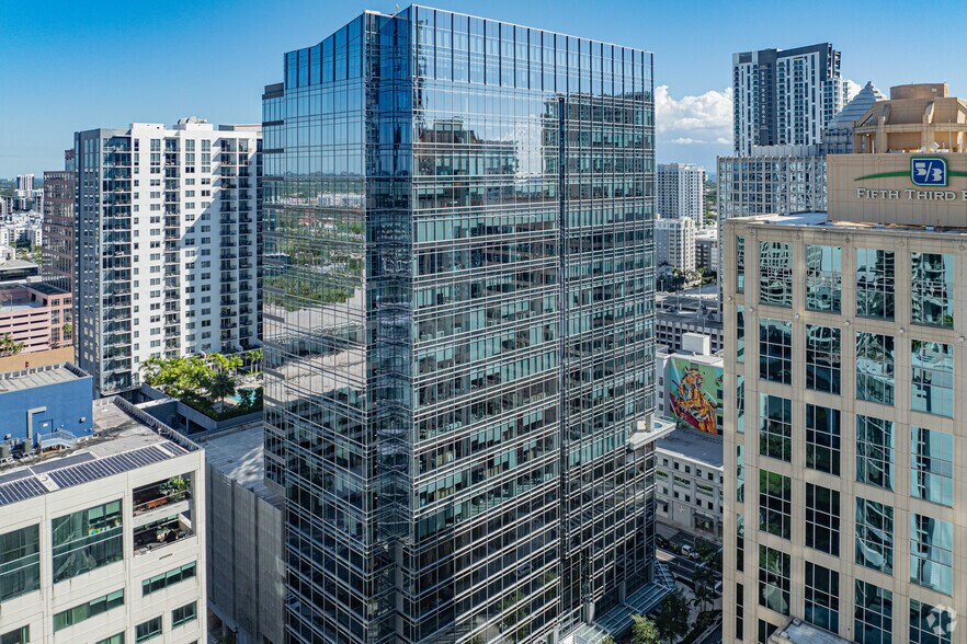 More Photos Of 201 E Las Olas Blvd, Fort Lauderdale Office For Lease