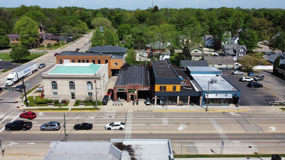 More Photos Of 311 Broadway St, South Haven Freestanding For Sale