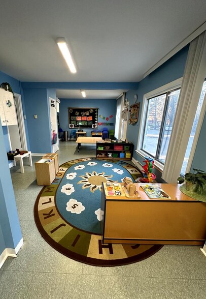 More Photos Of 83 Dunlop St, Richmond Hill Daycare Center For Sale