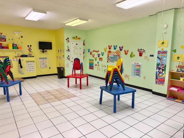 More Photos Of 3829 North Bend Rd, Cincinnati Office For Sale