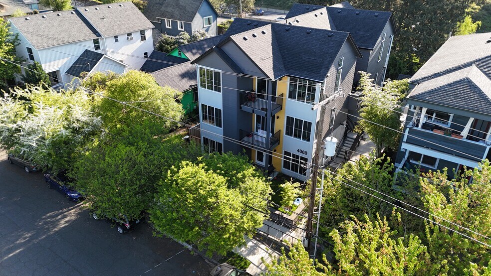 More Photos Of 4060 N Montana Ave, Portland Apartments For Sale