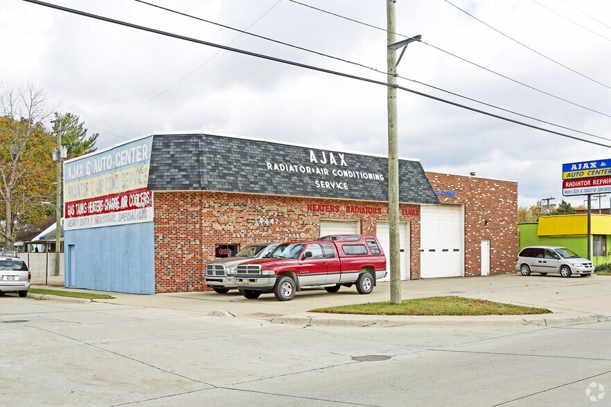 Primary Photo Of 14447 E 9 Mile Rd, Warren Auto Repair For Sale