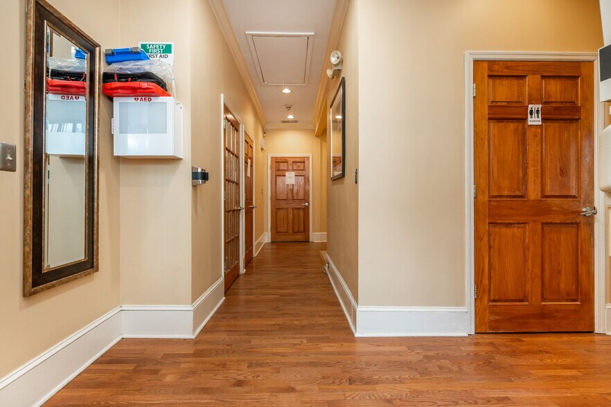 More Photos Of 1624 NE Piedmont Ave, Atlanta Medical For Sale