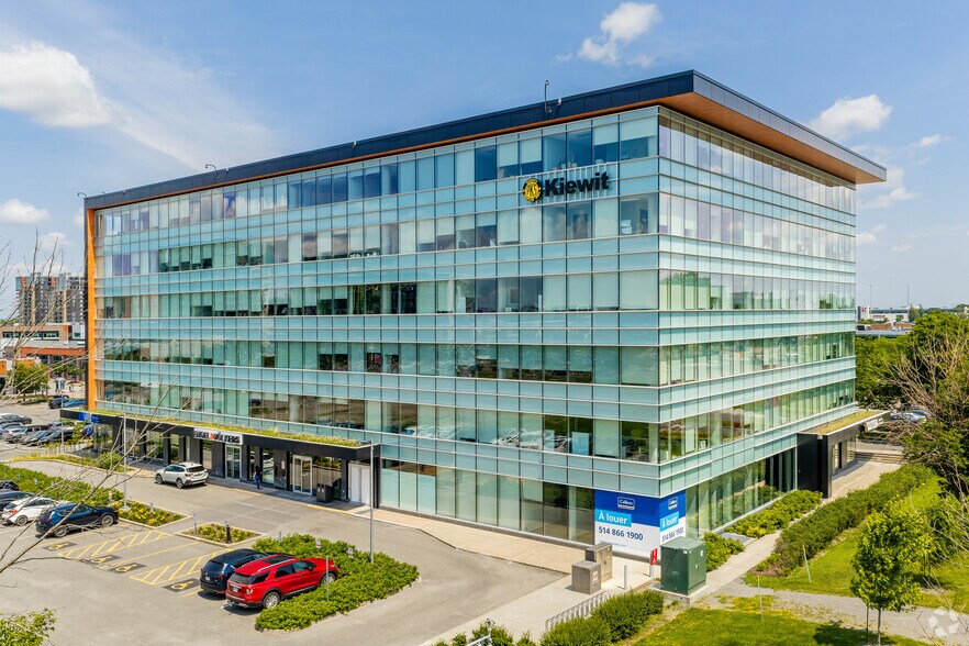 More Photos Of 3055 Saint-Martin Boulevard West, Laval Office For Lease