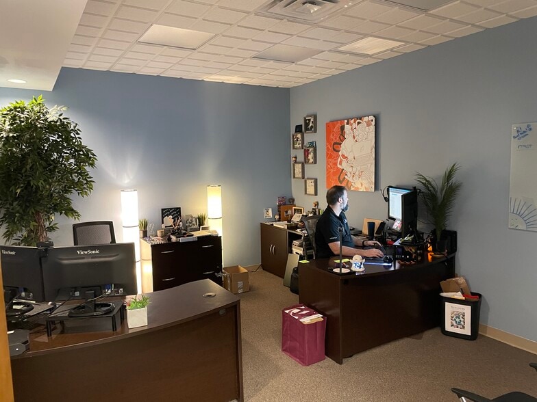 More Photos Of 3206-3212 Parkside Center Cir, Tampa Medical For Sale