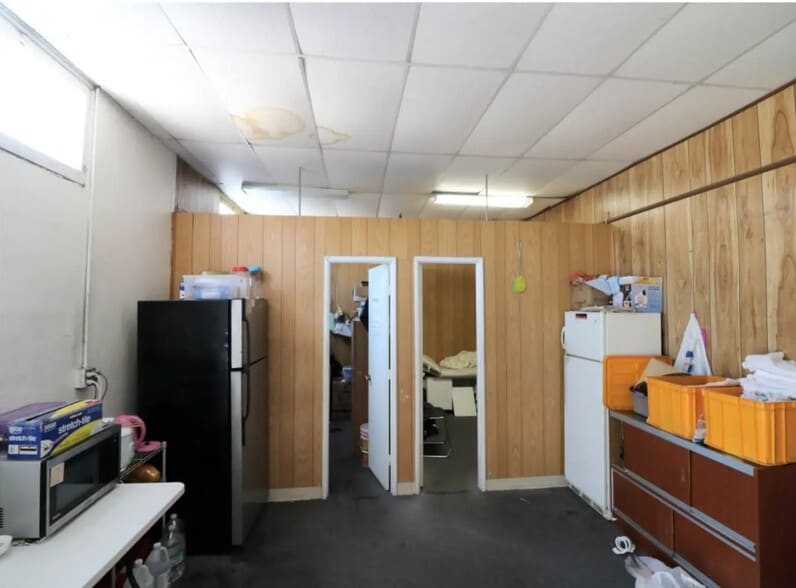 More Photos Of 927 Highland Ave, National City Freestanding For Sale