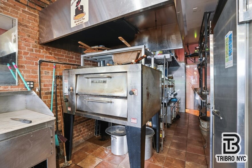 More Photos Of 256 E 125th St, New York Apartments For Lease