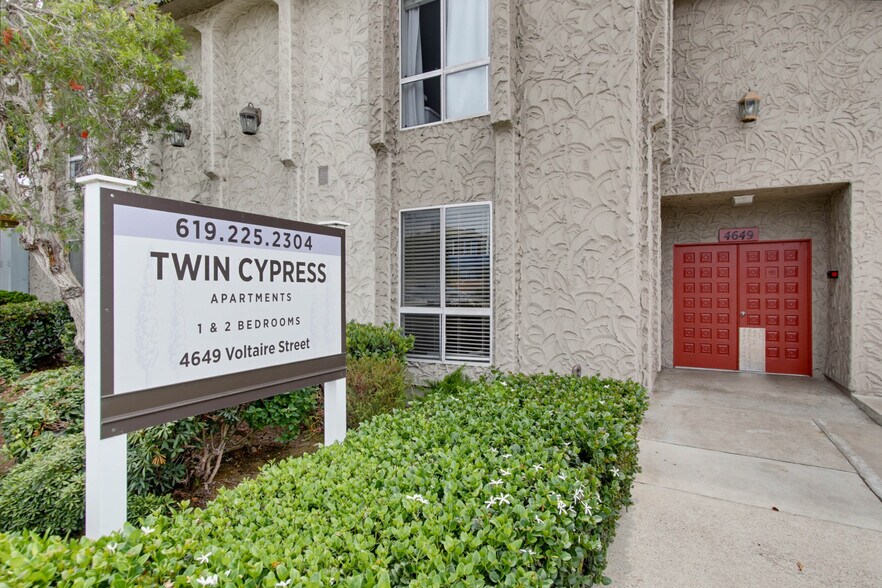 More Photos Of 4649 Voltaire St, San Diego Apartments For Sale