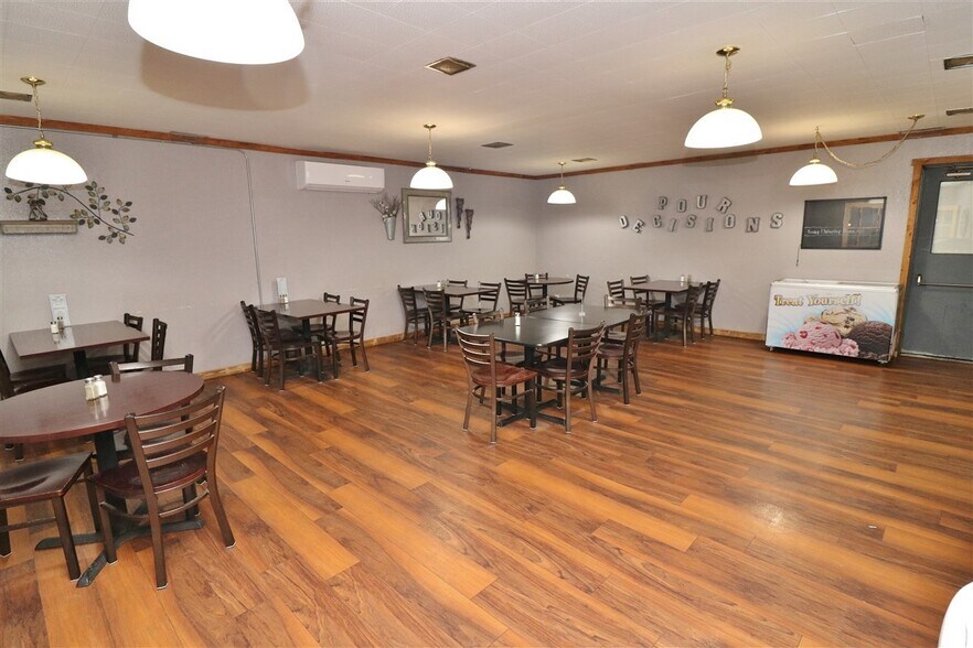 More Photos Of 121 S Main St, Tioga Restaurant For Sale