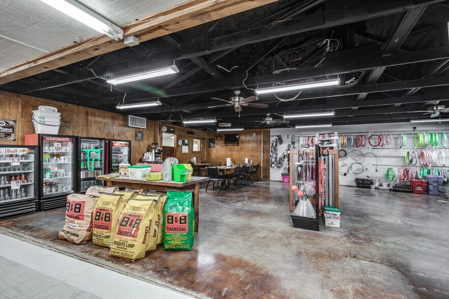 More Photos Of 17186 Highway 321, Dayton Storefront Retail Office For Sale