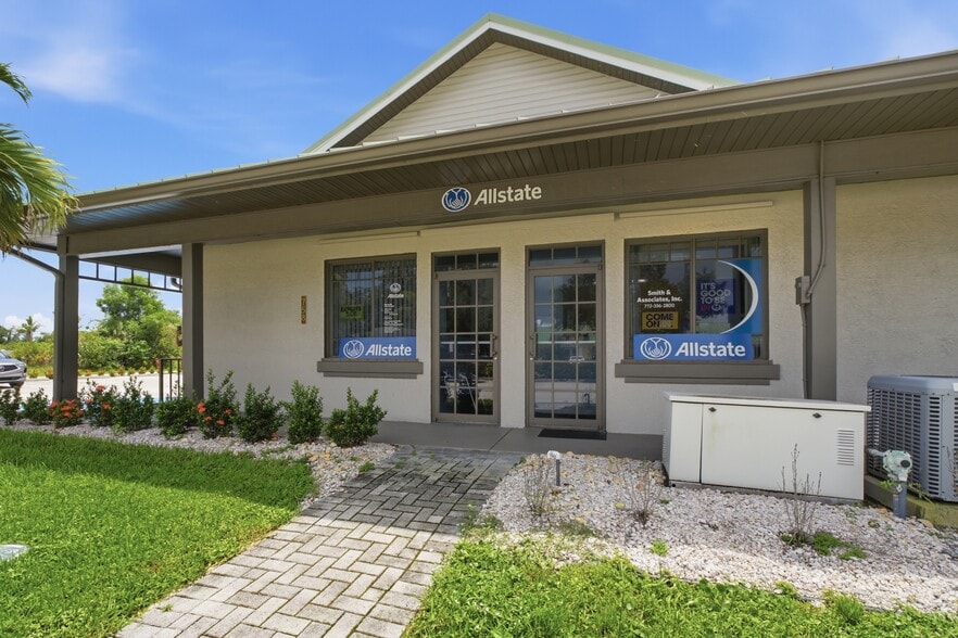 More Photos Of 756-762 SE Port St Lucie Blvd, Port Saint Lucie Office For Lease