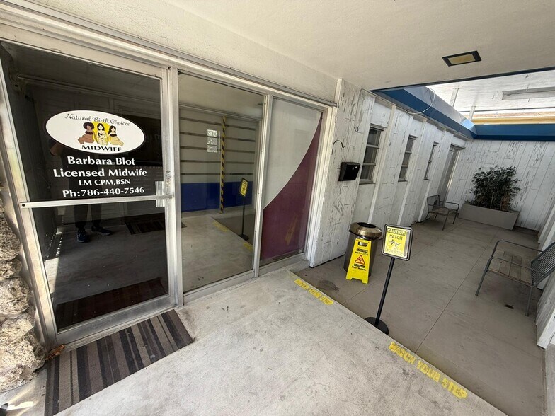 More Photos Of 16600 NE 8th Ave, North Miami Beach Medical For Lease