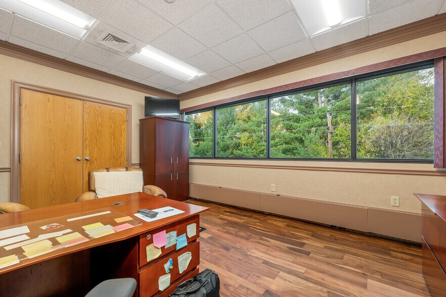 More Photos Of 231 Sutton St, North Andover Medical For Sale