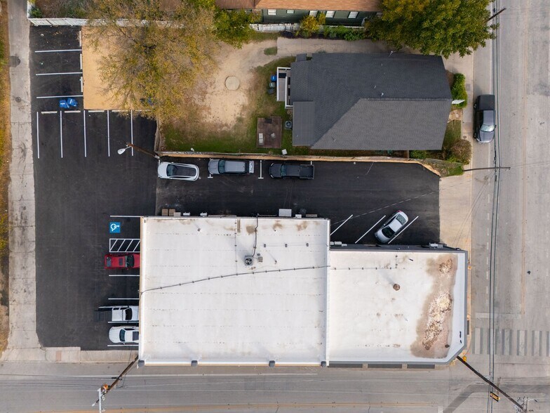 More Photos Of 2100-2110 McCullough Ave, San Antonio Storefront For Sale