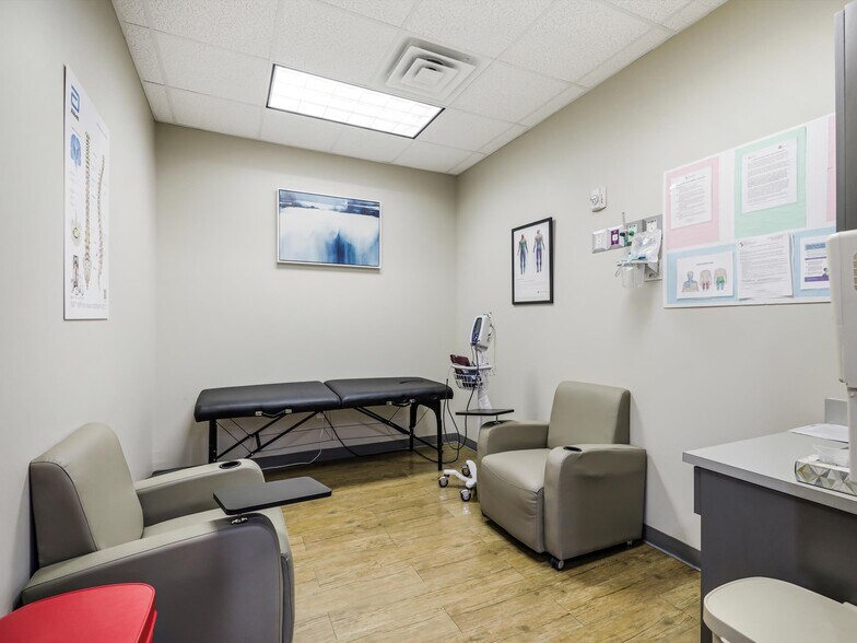 More Photos Of 7709 San Jacinto Pl, Plano Loft Creative Space For Sale