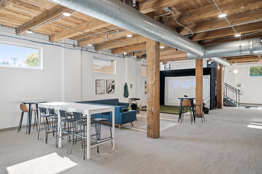 More Photos Of 1153 SE 16th Ave, Minneapolis Coworking Space