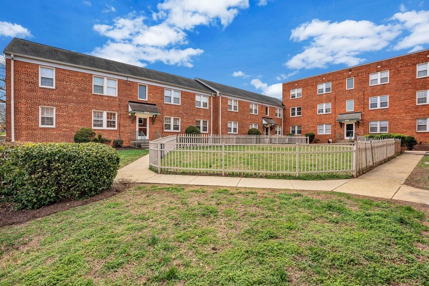 More Photos Of 1201 Benning Rd, Capitol Heights Apartments For Sale