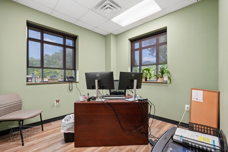 More Photos Of 500 Lakeshore Pky, Rock Hill Medical For Sale