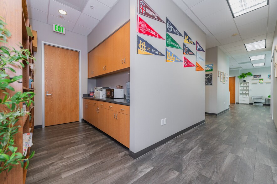 More Photos Of 9960-9970 Research Dr, Irvine Office For Sale