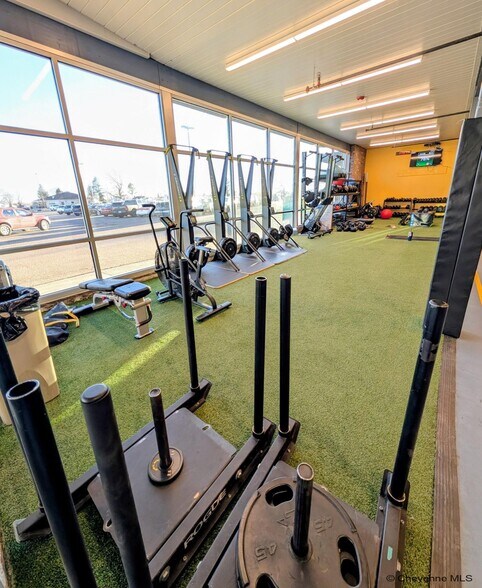 More Photos Of 1616 E Pershing Blvd, Cheyenne Freestanding For Lease