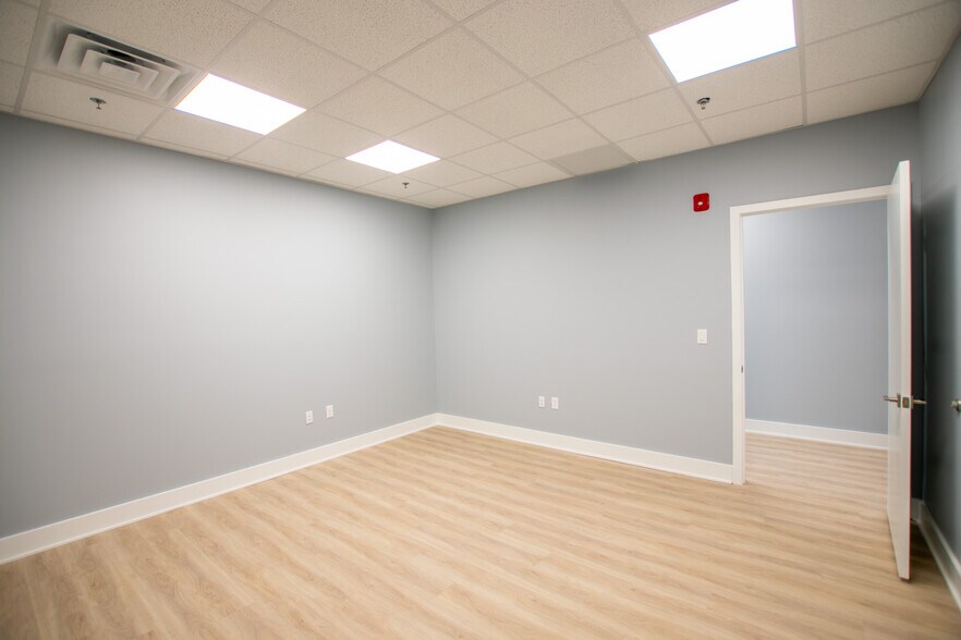 More Photos Of 1420 Point Breeze Ave, Philadelphia Apartments For Lease