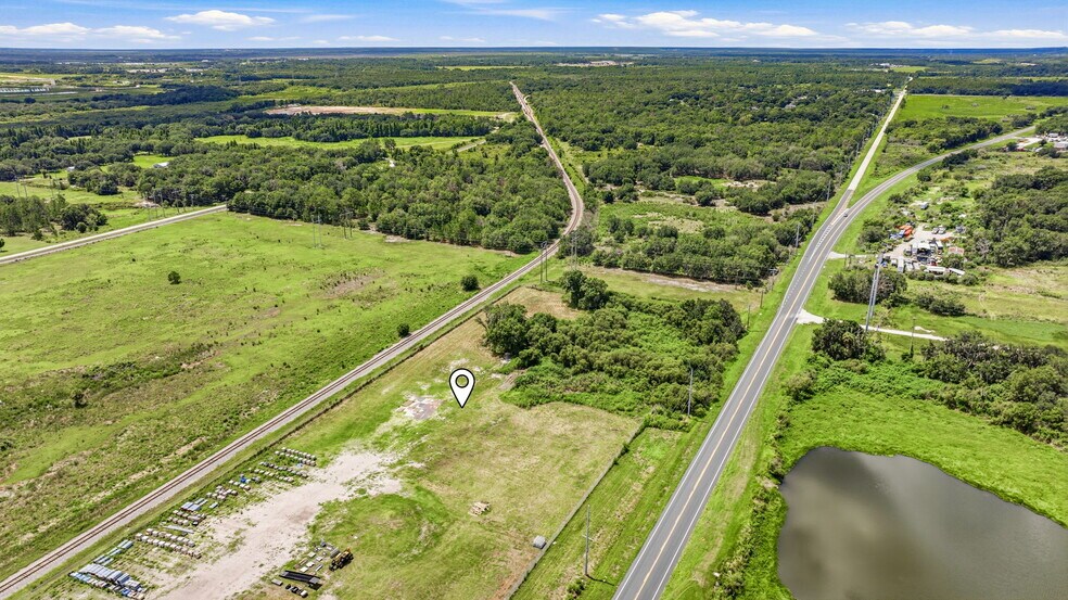 More Photos Of 2606 Cozart Rd, Mulberry Land For Lease