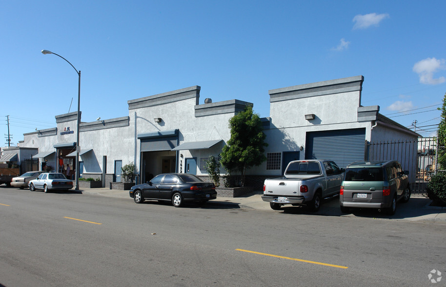 Primary Photo Of 1523 Cota Ave, Long Beach Manufacturing For Sale