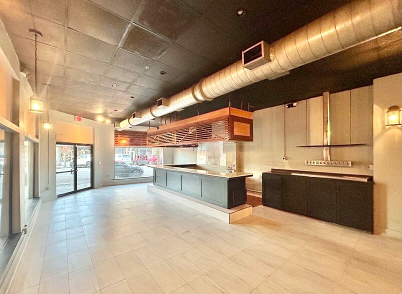 More Photos Of 901-903 E New Haven Ave, Melbourne Storefront Retail Office For Lease