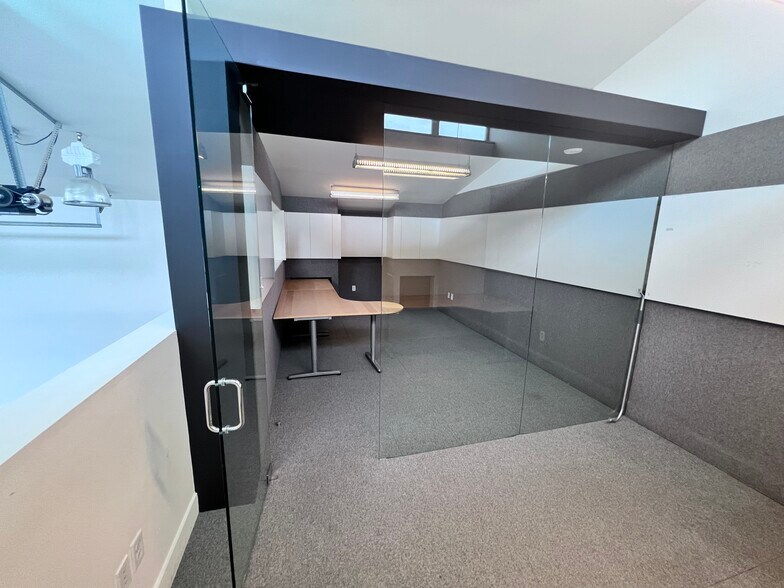 More Photos Of 2332 4th St, Berkeley Warehouse For Lease