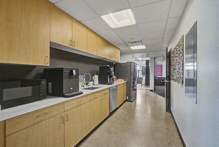 More Photos Of 1401 Walnut St, Boulder Office For Lease