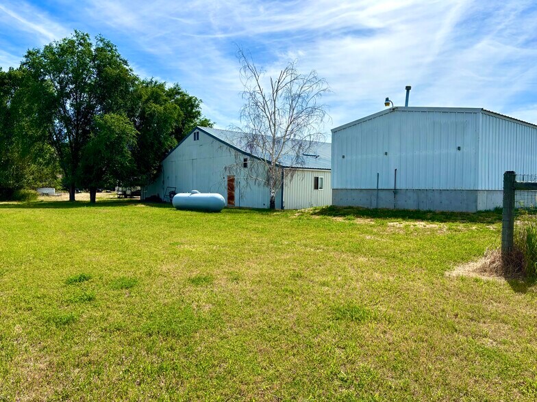 More Photos Of 3 Two Boys Ln, Plains Warehouse For Sale