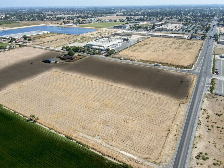 More Photos Of 2925 W Main St, Turlock Land For Sale